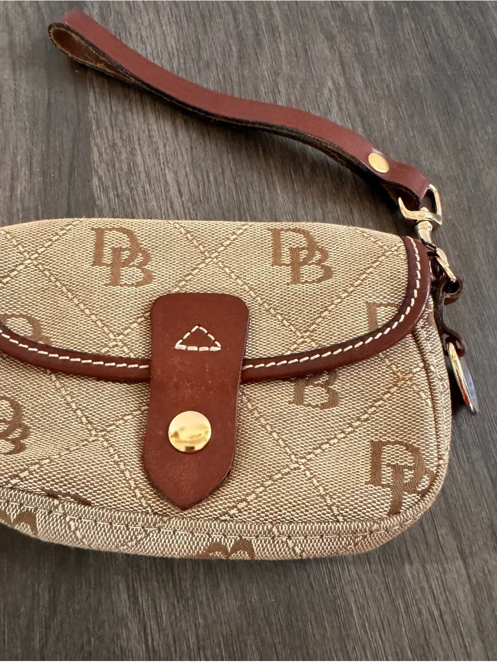 Dooney & Bourke authentic vintage